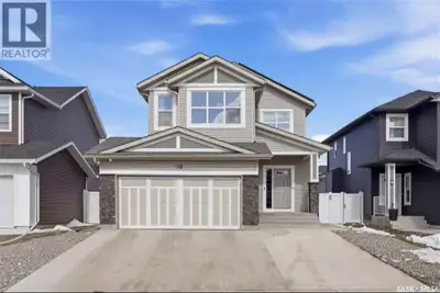 Beautiful 1650 sq ft 2 storey home in North Kensington. This home is immaculate! Featuring 3 bedroom...