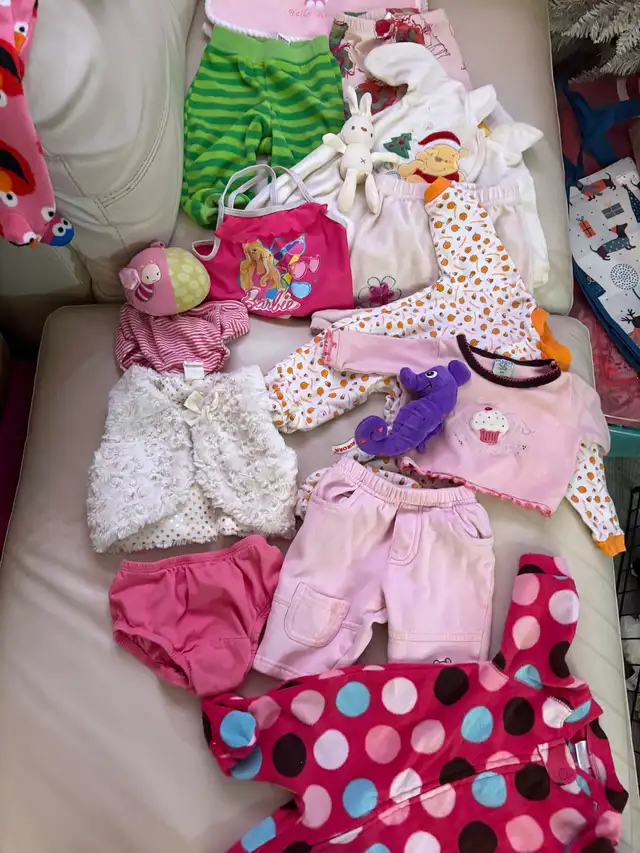 Baby clothes/teddies  0-3 months $20 in Clothing - 0-3 Months in Edmonton - Image 2