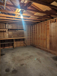 Garage for rent 