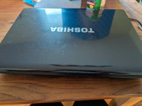 2009 Toshiba laptop - Linux - $40 obo