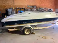 1996 Bayliner 20 ft Cuddy Boat