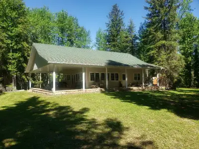 Quiet country cottage, acreage nestled in the spruce trees. The house is about 1100 SQ FT with three...