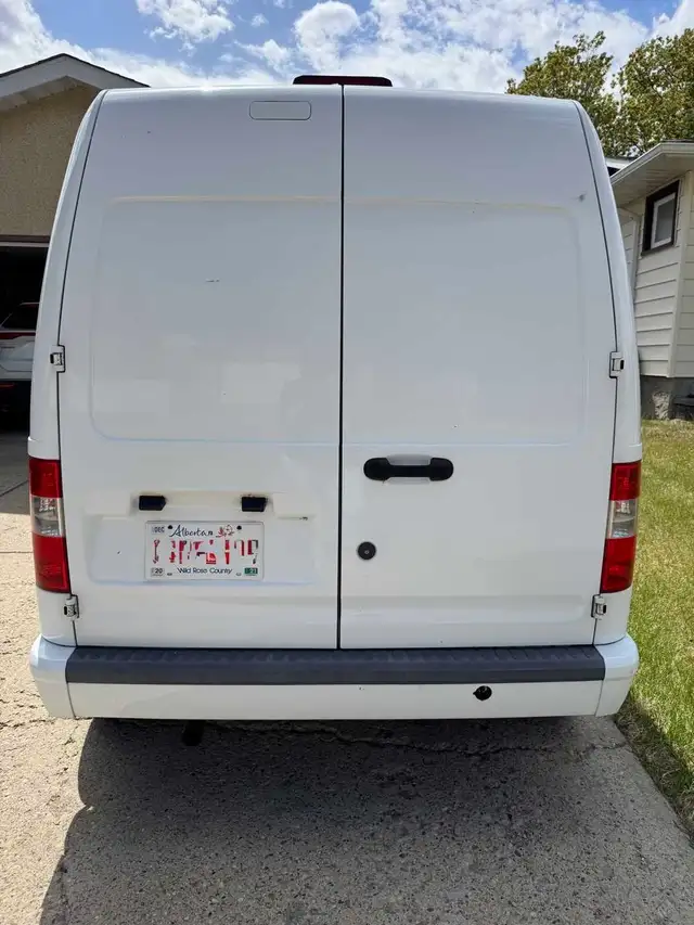 Reefer 2010 Ford Van498589262352240643