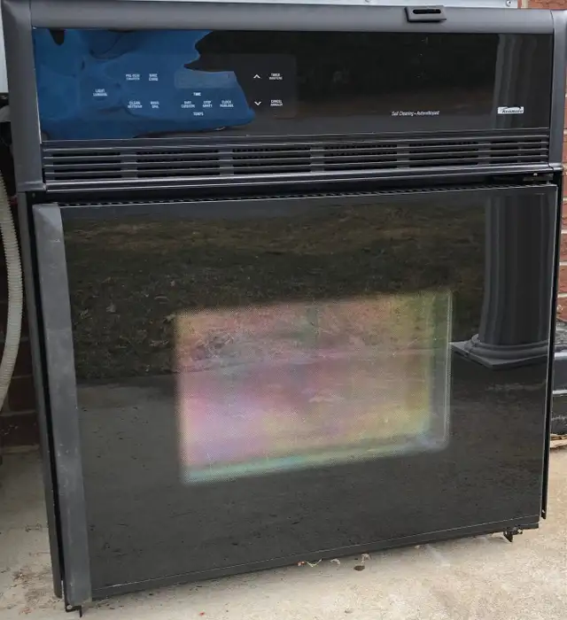 Used Kenmore 27" electric built-in oven in Stoves, Ovens & Ranges in Belleville - Image 2