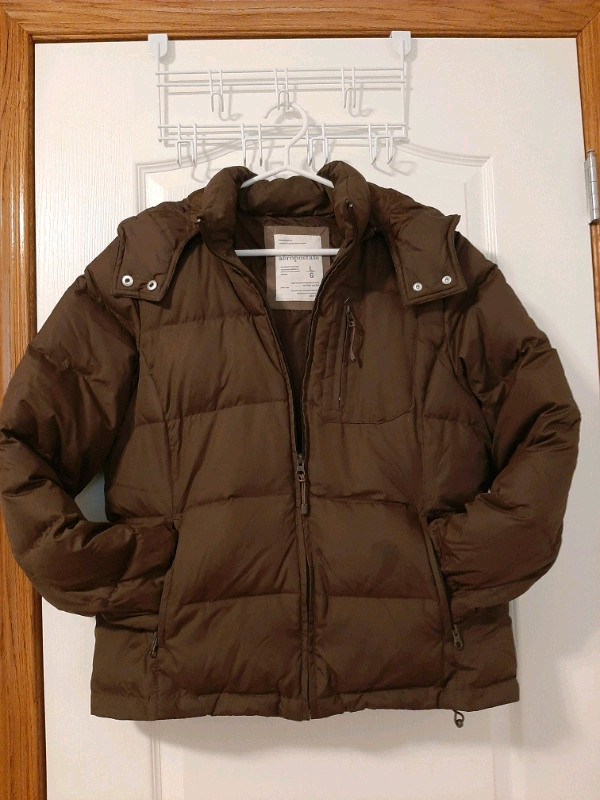  Lady Winter Jackets (4 Colors/Styles) in Women's - Tops & Outerwear in Calgary - Image 4