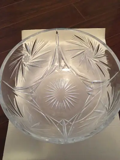 Pinwheel crystal bowl, View more