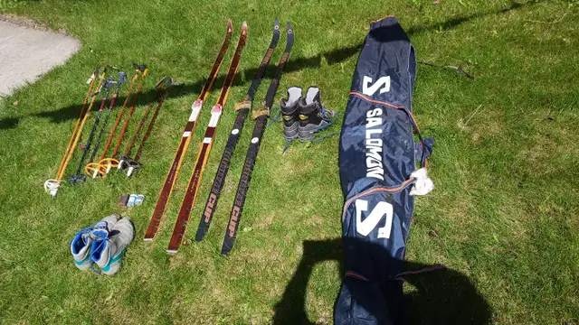 Cross-country skis and shoes, 2 full sets (men’s and women’s) in Ski in Edmonton - Image 2