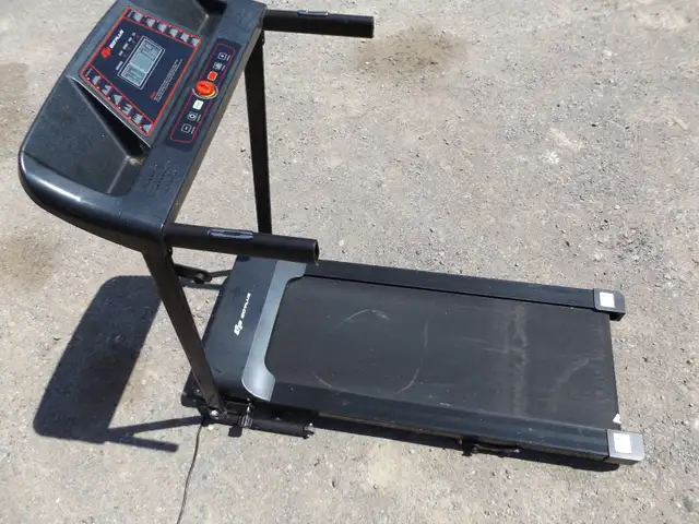 Goplus SP36921 Electric Folding Treadmill Adjustable Incline63009266947585121