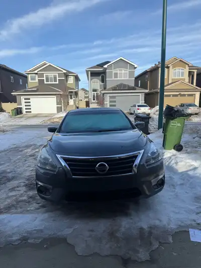 Please serious buyers only!! Nissan Altima-3.5L v6 SL 2013 top model. 140,000 kms driven clean & wel...