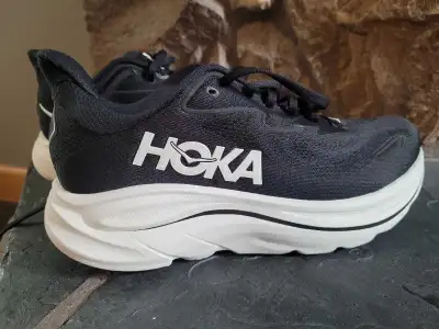 BRAND NEW Hoka Clifton 10 (women's size 9D - wide), View more