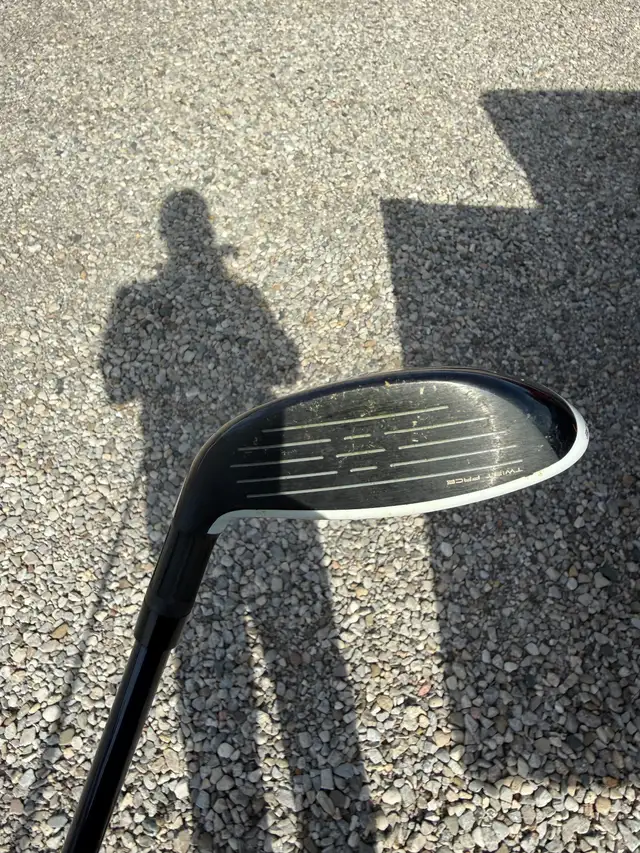 Taylormade Sim Max 2 Irons, Driver and Hybrid in Golf in Kitchener / Waterloo - Image 6