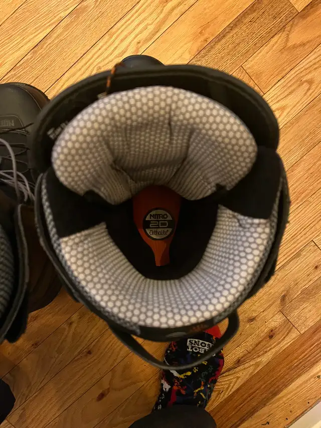 Nitro Team TLS Snowboard Boots Size 12 in Snowboard in Calgary - Image 3