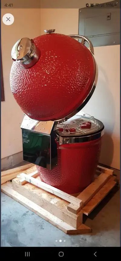 Kamado Joe Projoe charcoal smoker, View more