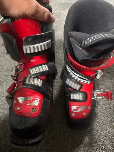 ski boots and pulls for kids , View more