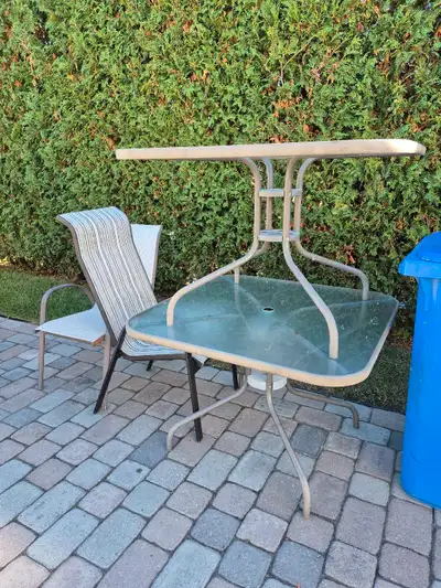 tables et chaises de patio , View more