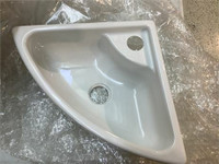 White Plastic Triangular Corner Bathroom Sink (11" x 11") - NEW