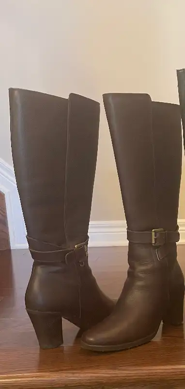 Santana women’s waterproof leather boots size 7 in Women's - Shoes in Ottawa - Image 6