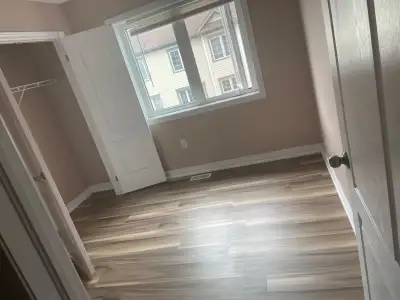 Gorgeous Three Story Townhouse / 3 Br / 2 Wr / Attached One Car Garage / Open Concept / 2nd Floor Wi...