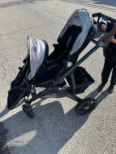 Uppa Baby Vista Stroller & 2 Toddler Seats, View more