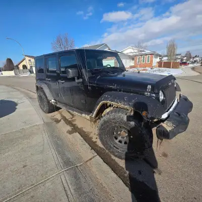 2008 Jeep Wrangler Unlimited Sahara This is the 4-door model, perfect for both daily driving and off...
