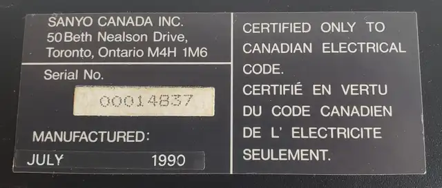 Sanyo MCD-Z30 Portable Stereo Boombox CD Cassette in Stereo Systems & Home Theatre in Mississauga / Peel Region - Image 6