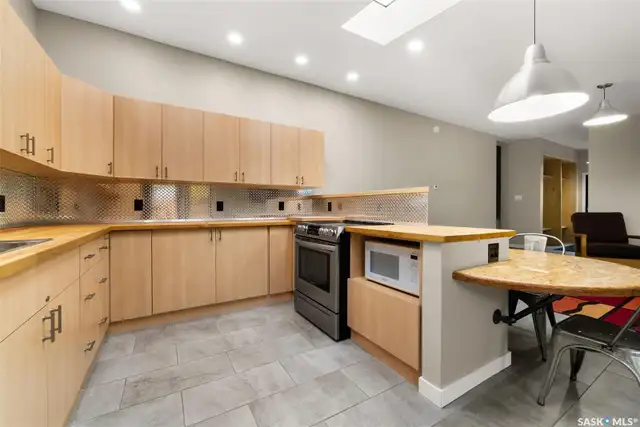 Room for Rent in Room Rentals & Roommates in Regina - Image 18