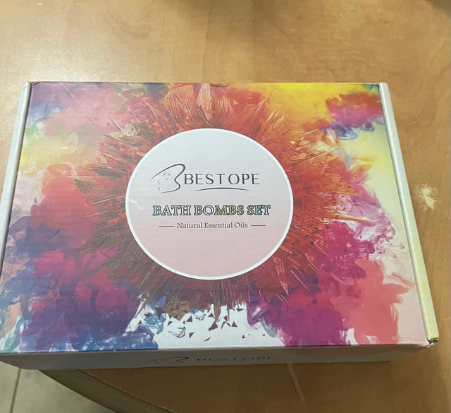 Bath Bomb Gift Pack in Health & Special Needs in Dartmouth - Image 3