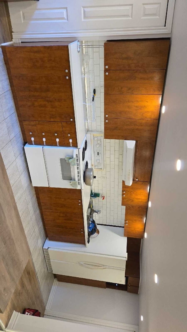 7070 Av. Papineau — photo 3