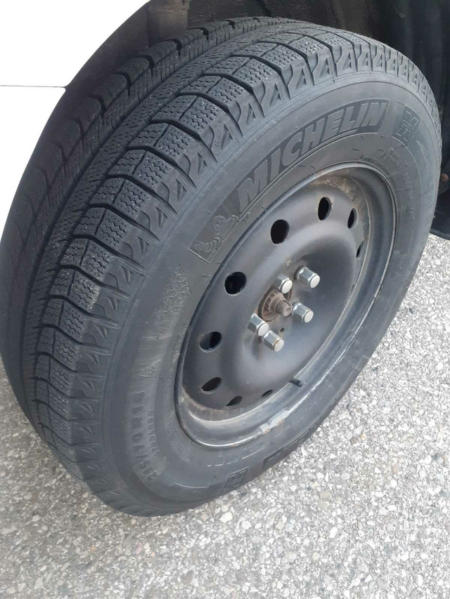 215 70 r16 Michelin Latitude Tires And Rims $420 in Tires & Rims in Cambridge - Image 2