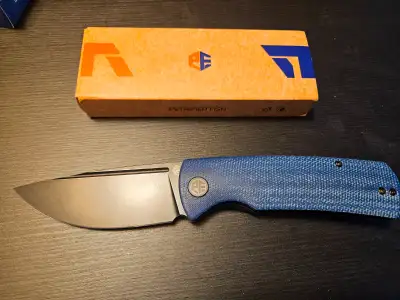 Couteau pliant / folding knife: Petrified Fish Beluga, View more