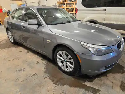 Selling my 2010 BMW 535i x-drive (all wheel drive) with 193000 kms on the proven inline 6 cylinder e...