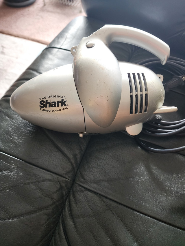 Mini Shark vacuum in Vacuums in Kamloops