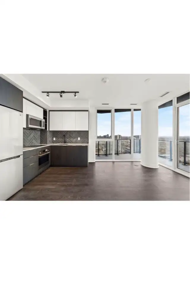 2 bedroom 2 bath Condo for rent Etobicoke