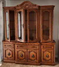 Grand Vaisselier style italien / Dining room cabinet hutch