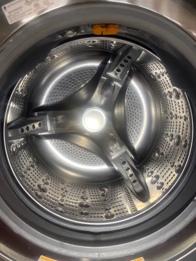 Free delivery LG front loading washer true steam in Washers & Dryers in Ottawa - Image 6