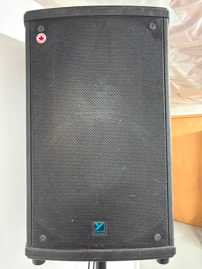 Yorkville NX25 300 watts powered speakers good condition great for band practice or playing live 375...