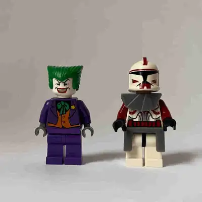 Hey are you looking to complete a collection or just to have some cool pocket figs well have I got S...