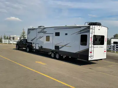 I have for sale a 2022 Cedar Creek 377bh fifth wheel. It is a bunk model, residential stainless appl...