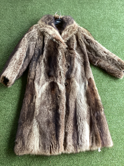 manteau de fourrure, View more