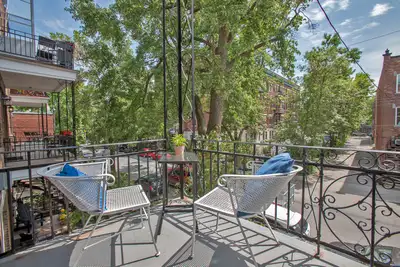 Elegant 1 bedroom+den in Art Deco Triplex _ Le Plateau
