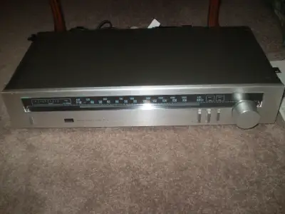 SANSUI VINTAGE T-5 FM/AM STEREO TUNER with MANUAL NO ISSUES., View more