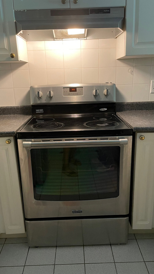 Maytag Range and Range hood Stoves, Ovens & Ranges City of Toronto