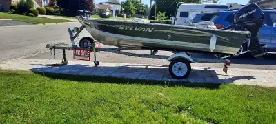 2007 14 ft sylvan 2011 25 hp mercury four stroke outboard with trailor.I pilot minn kotta,3 Seats 2...