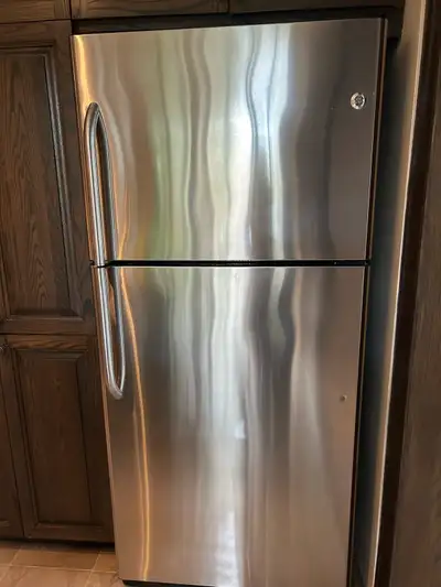 Réfrigérateur GE inox, View more