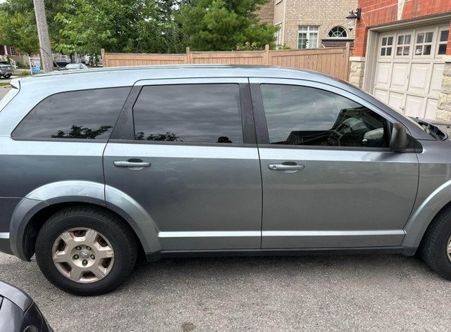 2009 Dodge Journey in Cars & Trucks in Oakville / Halton Region - Image 4