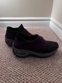 Black-Purple Rubber Shoes S6