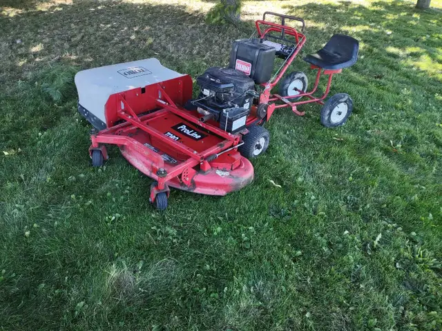 ** Toro Proline walk behind zero turn lawnmower w bagger | Lawnmowers ...