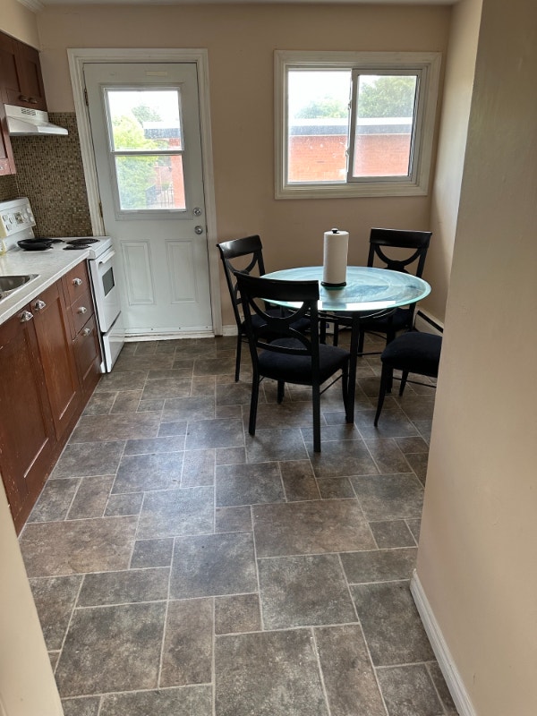 Twobedroom apartment for rent Sep 1. Two free parking spots Long