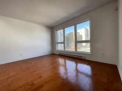 NDG Beautiful 2 Bedroom condo for rent
