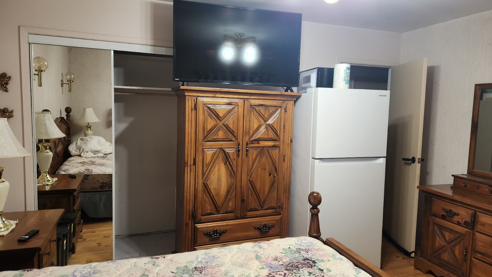 Chambre a louer  5☆ toute imclu et Équipé  Room For rent 5☆ 480$ — photo 2